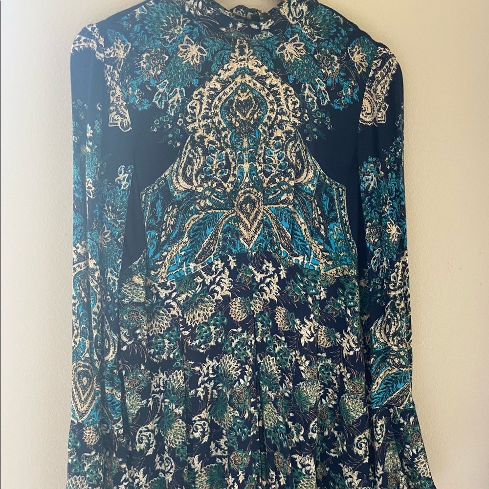 Free People/long sleeve ruffle rayon blouse/boho